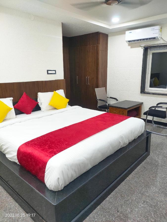 Hotel New Maruthi Inn, Lb Nagar Hyderabad Ngoại thất bức ảnh
