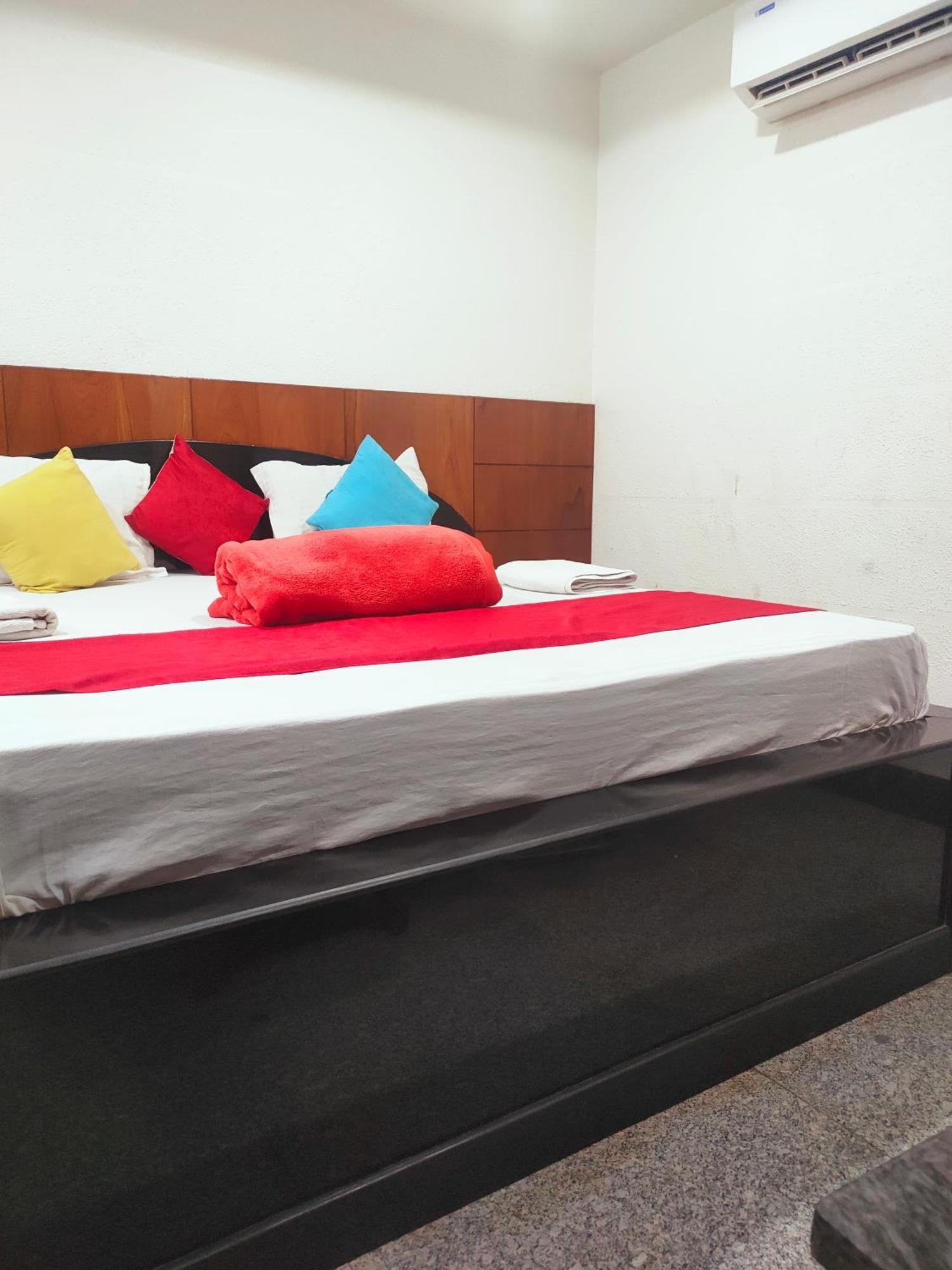 Hotel New Maruthi Inn, Lb Nagar Hyderabad Ngoại thất bức ảnh