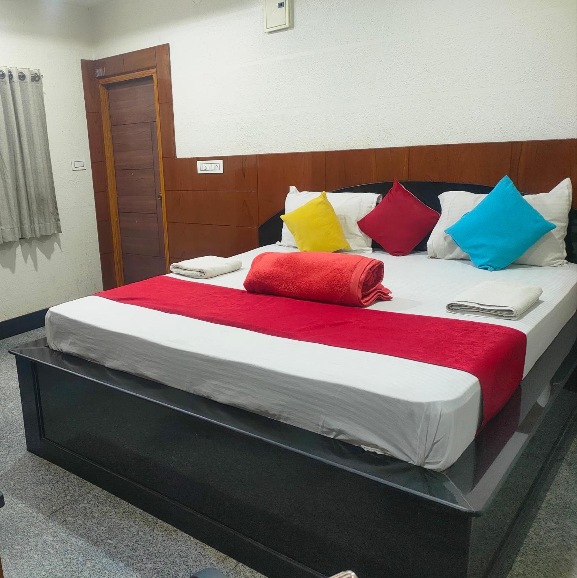 Hotel New Maruthi Inn, Lb Nagar Hyderabad Ngoại thất bức ảnh